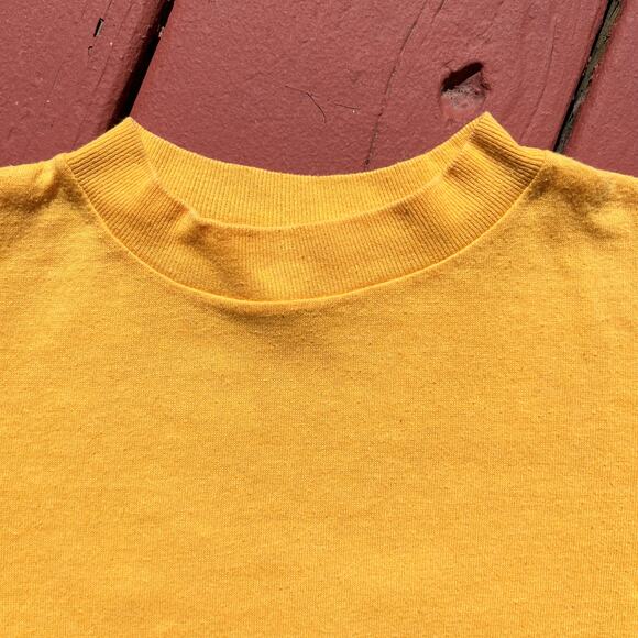 Vintage 80s Hot Sessions Surfing AOP T Shirt Yellow Blue Single Stitch Baby Tee - Picture 7 of 11